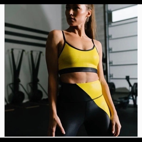 ZYIA LNT sports bra - Picture 4 of 4